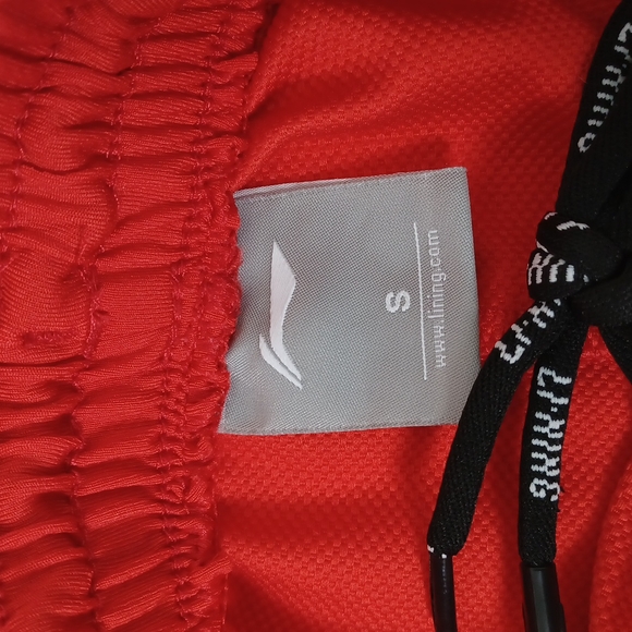 ✨3/$25✨Li-Ning Womens Red Athletic Shorts - S - Picture 7 of 7